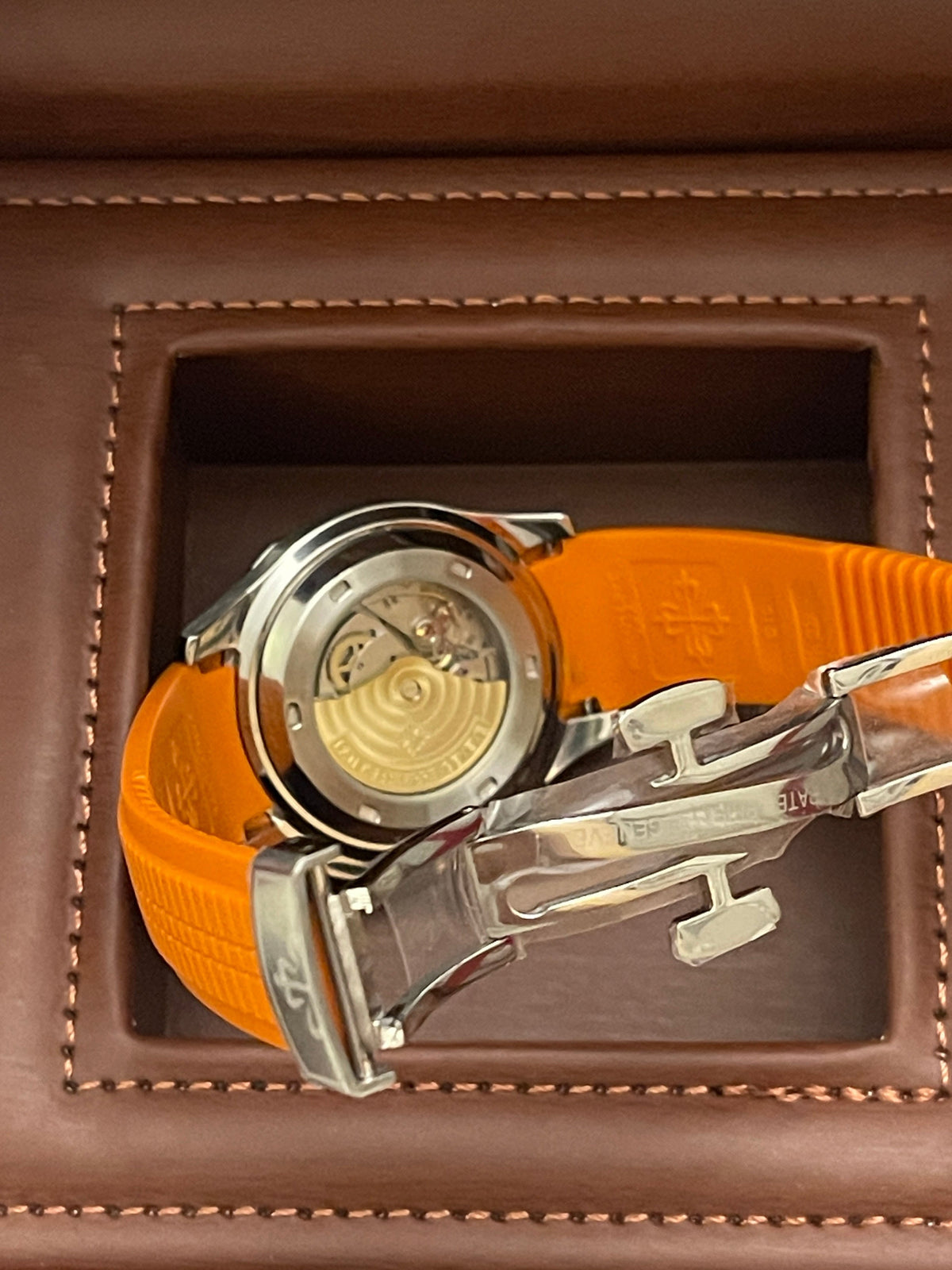 PATEK PHILIPPE AQUANAUT chronograph (Orange)